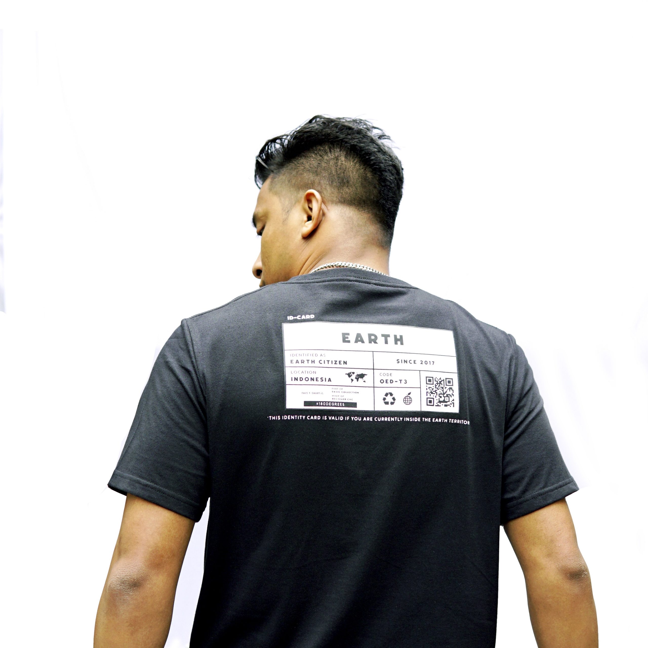 180Degrees Recycle Polyester Katun T-shirt Pria Reminder Earth - Image 7